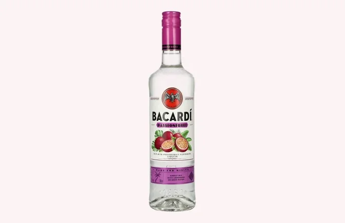 Bacardi PASSIONFRUIT Rum With Natural Flavors 27% Vol. 0,7l