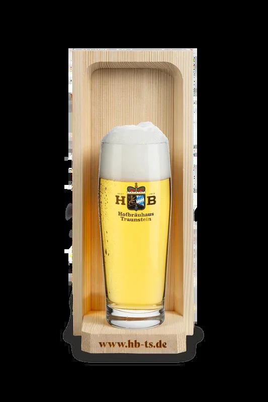 Bicchiere da birra che fornisce ombra