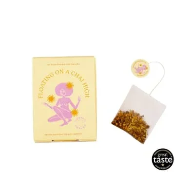 Cosmic Dealer Floating on a Chai High Ayurvedic White Tea with Chai Spices Box mit 12 Teebeutel