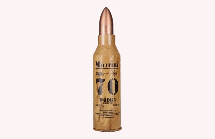 Debowa Wódka Military 70 Premium 40% Vol. 0,7l