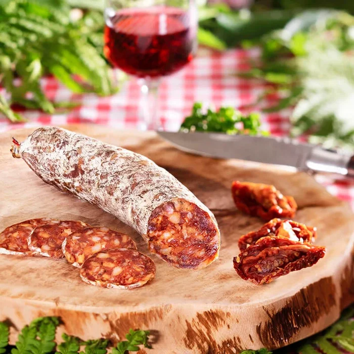 Getrockneten Tomaten Salami | Salami von Salaisons du Val d’Allier