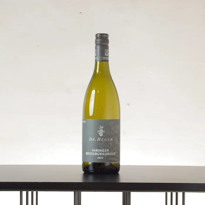 Ihringer Weißburgunder Qualitätswein trocken 2022 – Weingut Dr. Heger – 0,75l