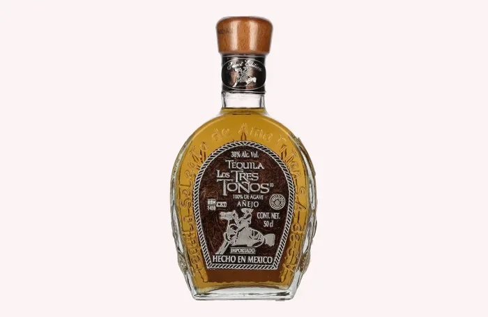 Los Tres Tonos AÑEJO Tequila 100% de Agave 38% Vol. 0,5l