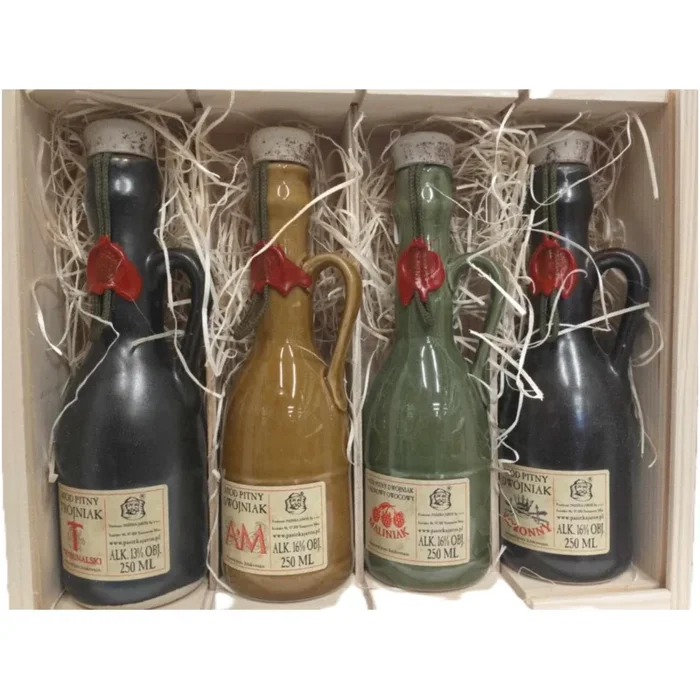MEAD MALINIAK, KORONNY, AM, TRYBUNALSKI 4x250ml + WOODEN BOX
