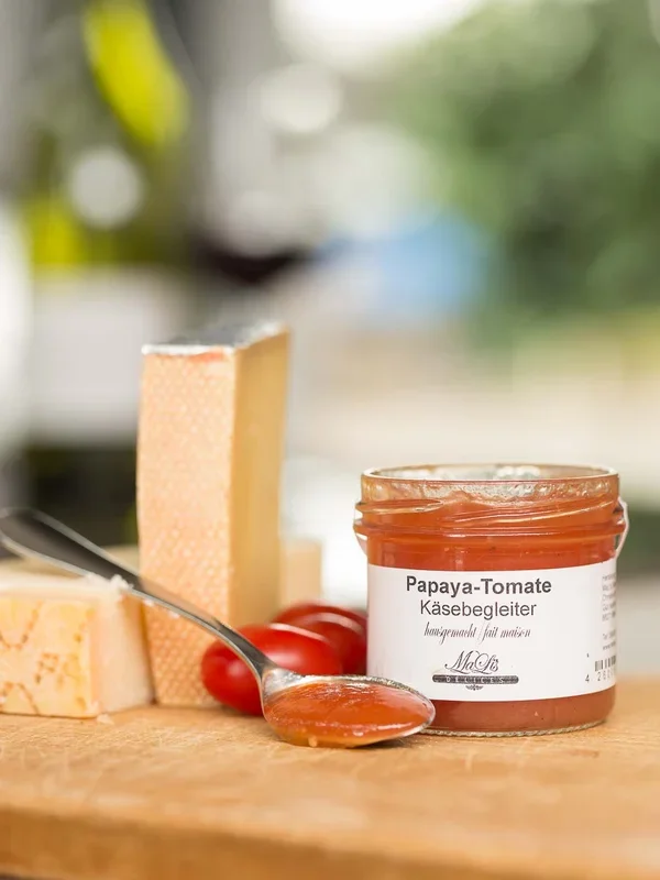 Papaya-Tomate Käsebegleiter