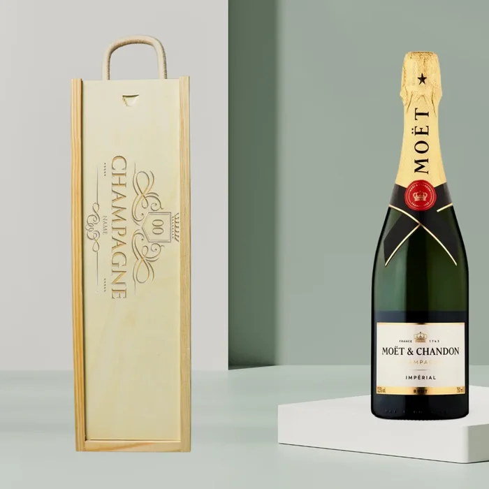 Personalised Moet & Chandon Champagne Gift Set in Wooden Presentation Gift Box – 75cl