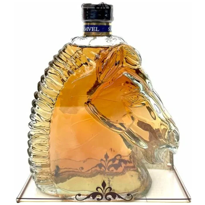 PFERDEKOPF XO – 40%- BRANDY ARMENIA – 18cm hoch und 14cm breit