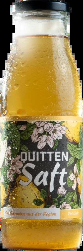 Quince juice from orchard fruit