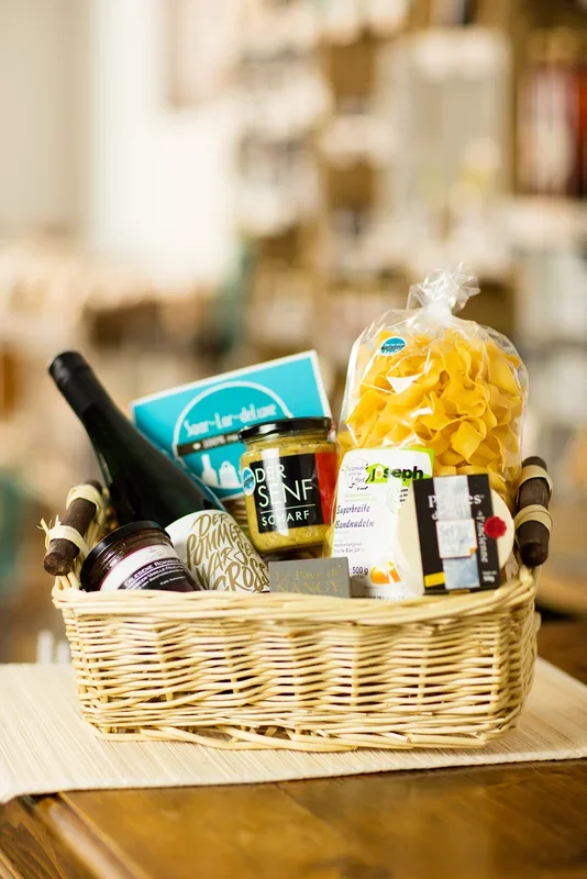 Regionaler Geschenk- und Präsentkorb