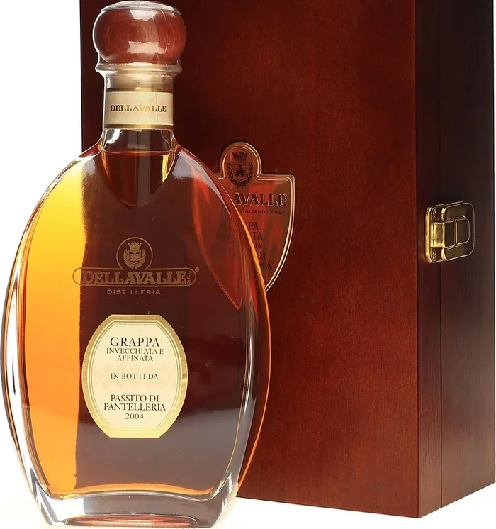 Roberto Dellavalle Grappa Affinata in Botti da Passito di Pantelleria 0,7l 42%