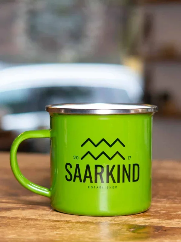 Saarkind Emaille Kaffee Becher grün