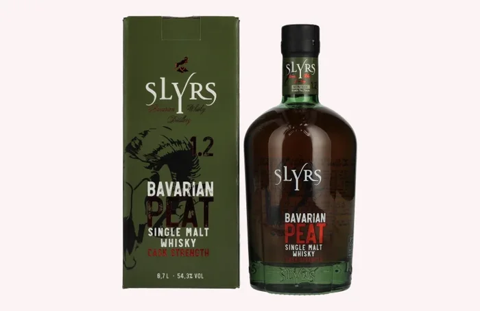 Slyrs Bavarian Peat Single Malt Cask Strength Whisky 1.2 54,3% Vol. 0,7l in Geschenkbox