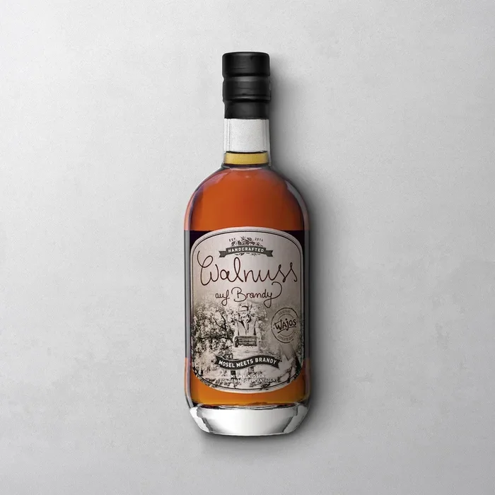 Walnuss auf Brandy